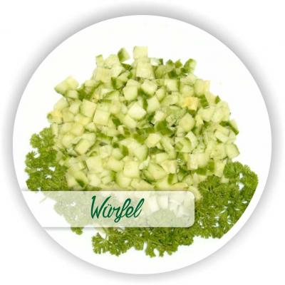 Gurken geschält Wuerfe